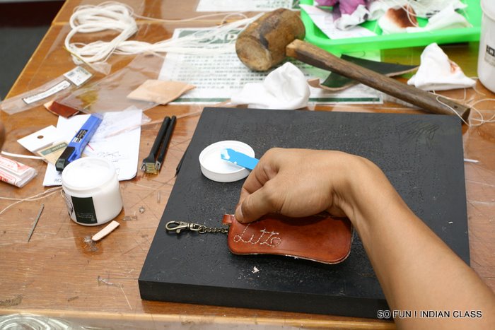 【手作皮革教學課程】極簡手縫鑰匙包